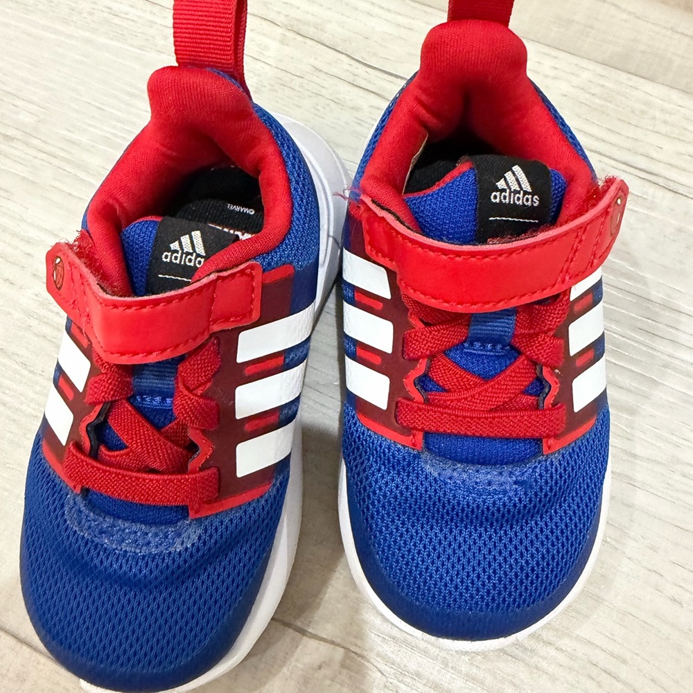 Adidas Spider-Man FortaRun 2.0 toddler sneakers size 5k